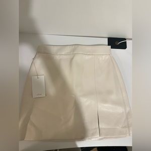 Aritiza Crème Skirt